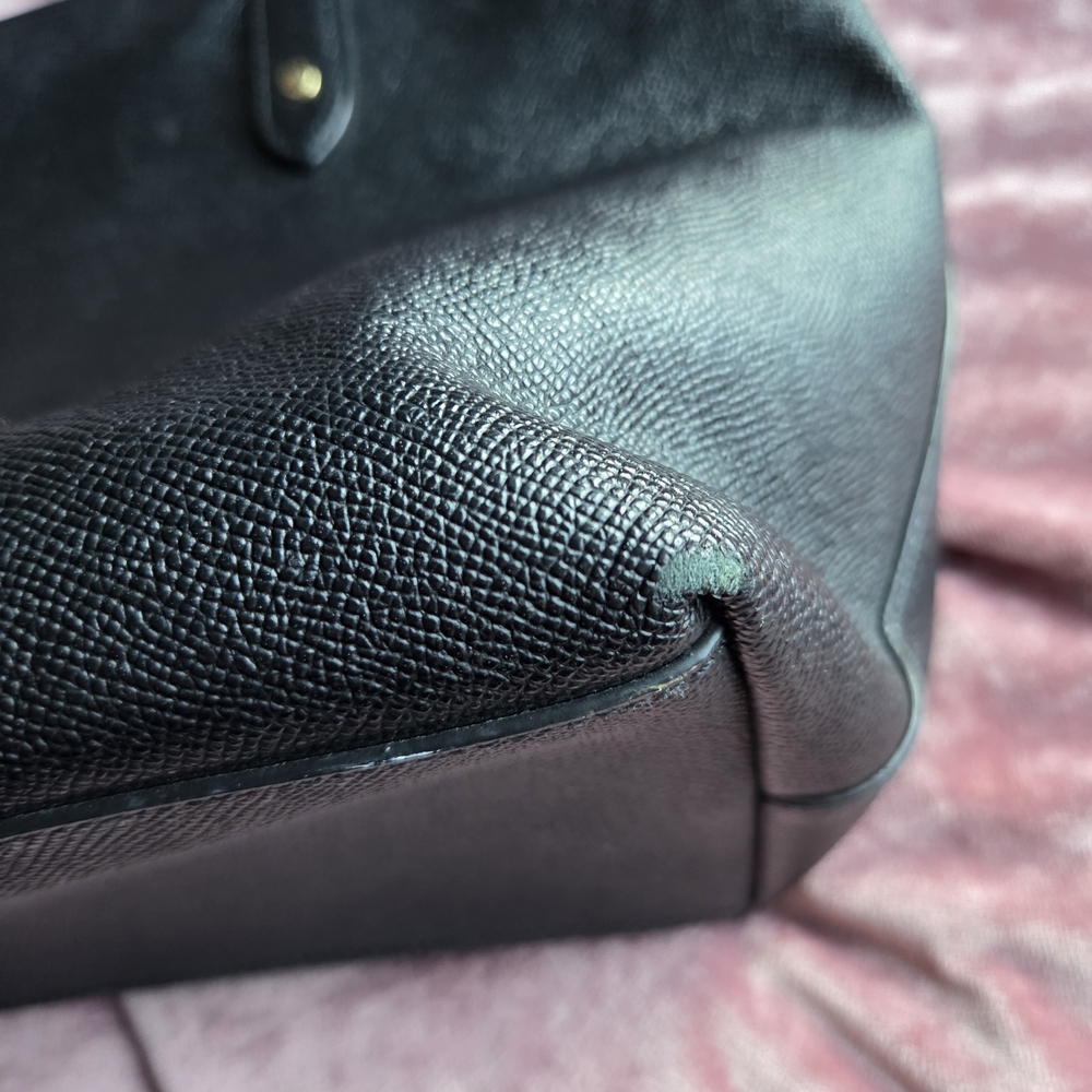 Authentic Coach Black Leather Tote Bag - 2022 - Picture 8 of 16